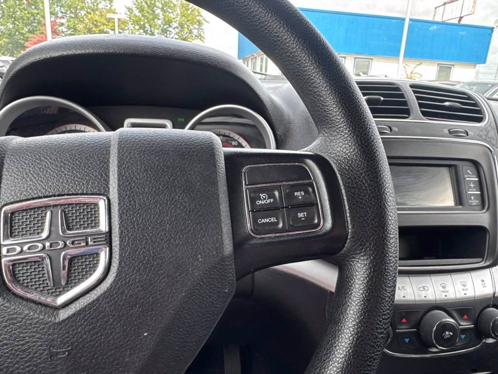 Used 2019 Dodge Journey SE w/ Blacktop Package FWD image 18