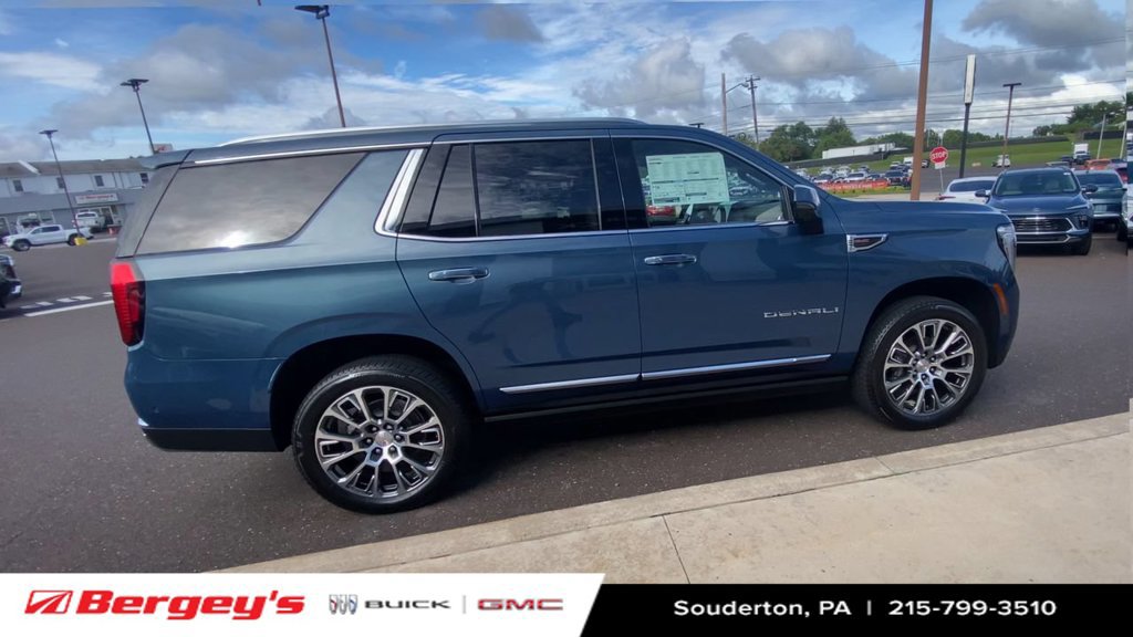 New 2026 GMC Yukon Denali w/ Denali Reserve Package AWD/4WD image 10