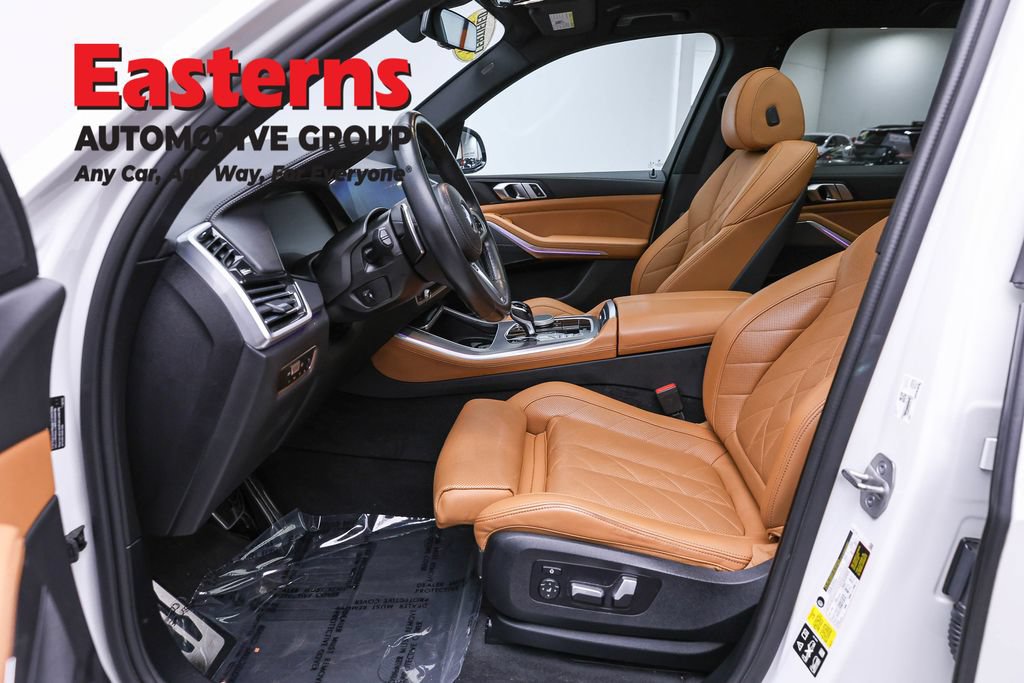 Used 2023 BMW X5 xDrive40i w/ M Sport Package AWD/4WD image 14