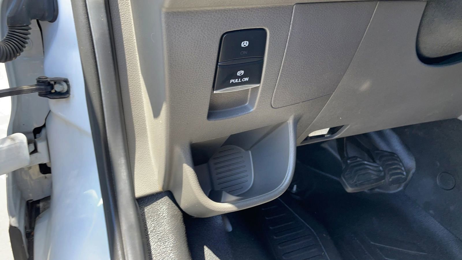 Used 2022 Ford E-Transit 148 High Roof w/ Load Area Protection Package RWD image 32