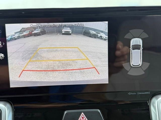 Used 2022 Kia Sorento EX w/ Panoramic Sunroof Package AWD/4WD image 6