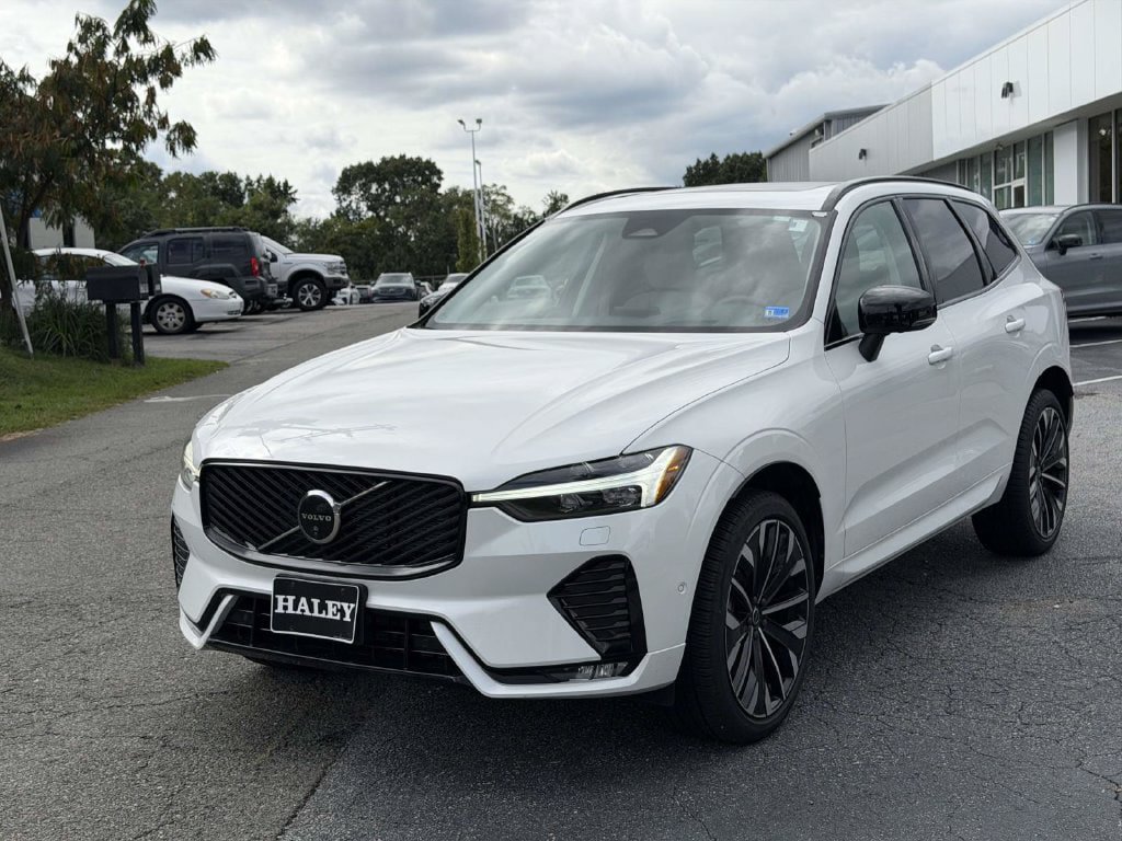 New 2026 Volvo XC60 B5 Ultra w/ Protection Package Premier AWD/4WD image 22