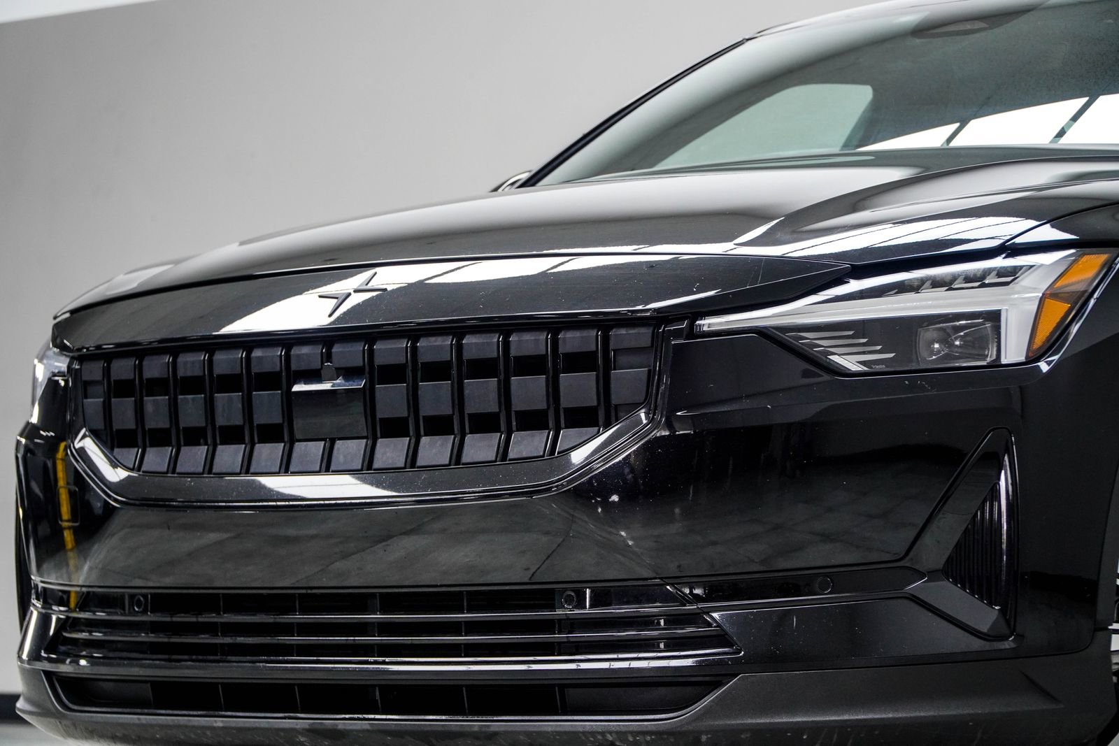 Used 2022 Polestar Polestar 2 w/ Plus Package image 2