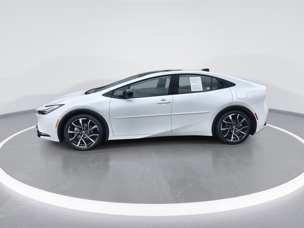 Used 2024 Toyota Prius Prime Premium w/ Advanced Technology Package image 5