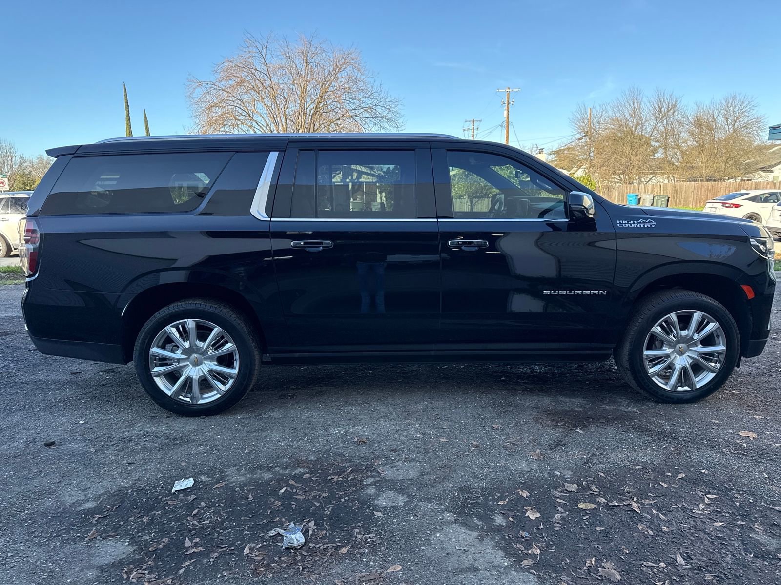 Used 2024 Chevrolet Suburban High Country image 6