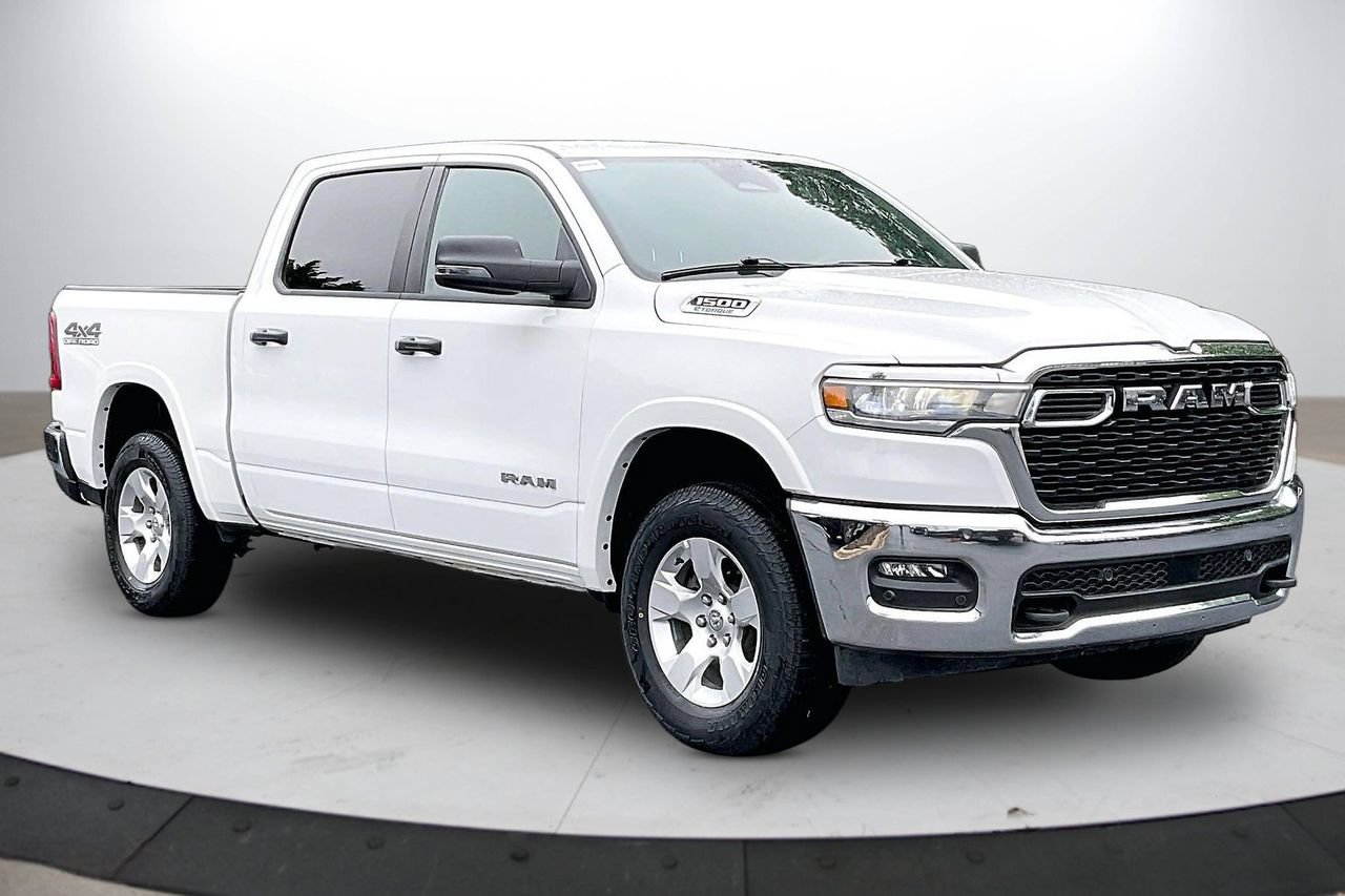 Used 2025 RAM 1500 Big Horn AWD/4WD image 2