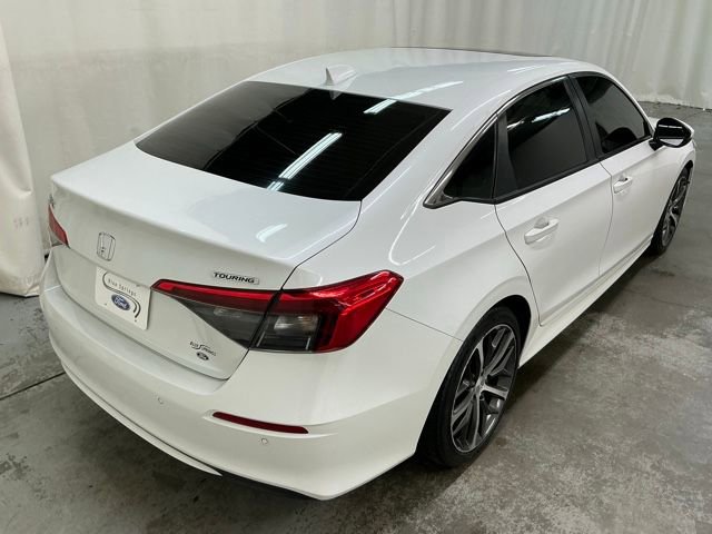 Used 2022 Honda Civic Touring image 3
