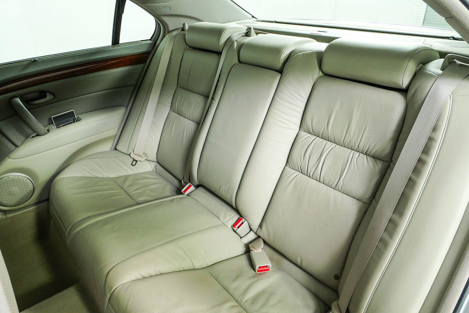 Used 2007 Acura RL w/ Technology Package AWD/4WD image 15