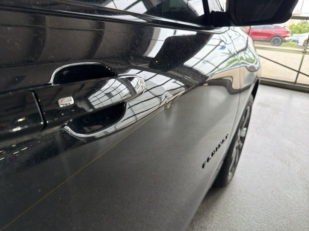 Used 2023 Chevrolet Equinox RS image 13