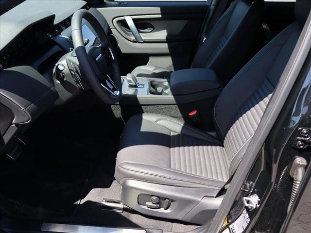 New 2026 Land Rover Discovery Sport Landmark AWD/4WD image 4