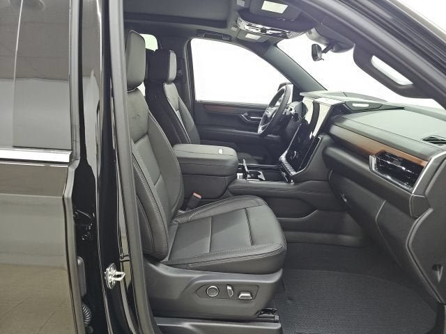 New 2026 GMC Yukon XL Denali w/ Advanced Technology Package AWD/4WD image 25