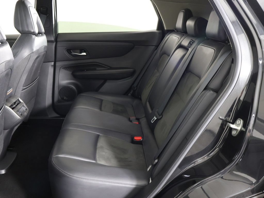Used 2024 Nissan Ariya AWD image 39