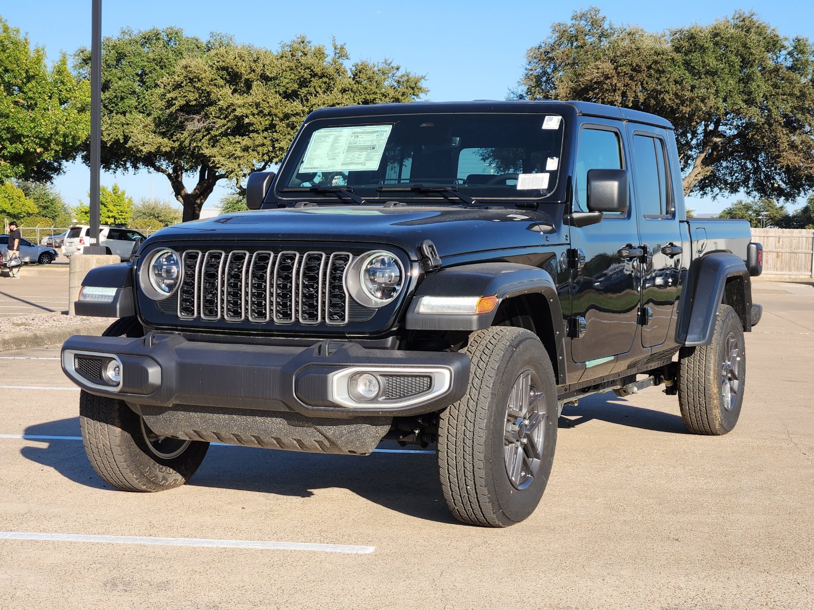 New 2026 Jeep Gladiator Sport AWD/4WD image 2