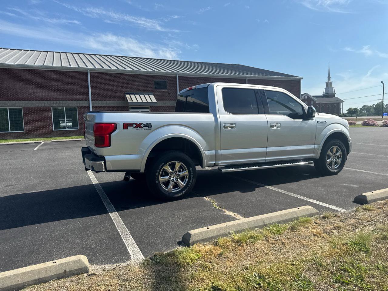 Used 2019 Ford F150 Lariat AWD/4WD image 5