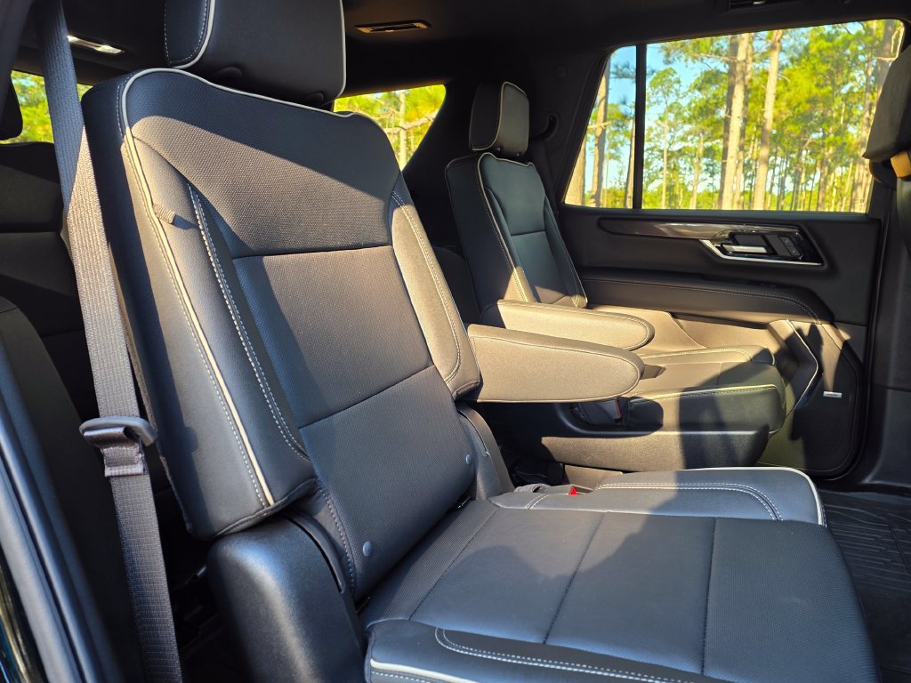 Used 2026 GMC Yukon Elevation w/ Elevation Premium Package RWD image 26