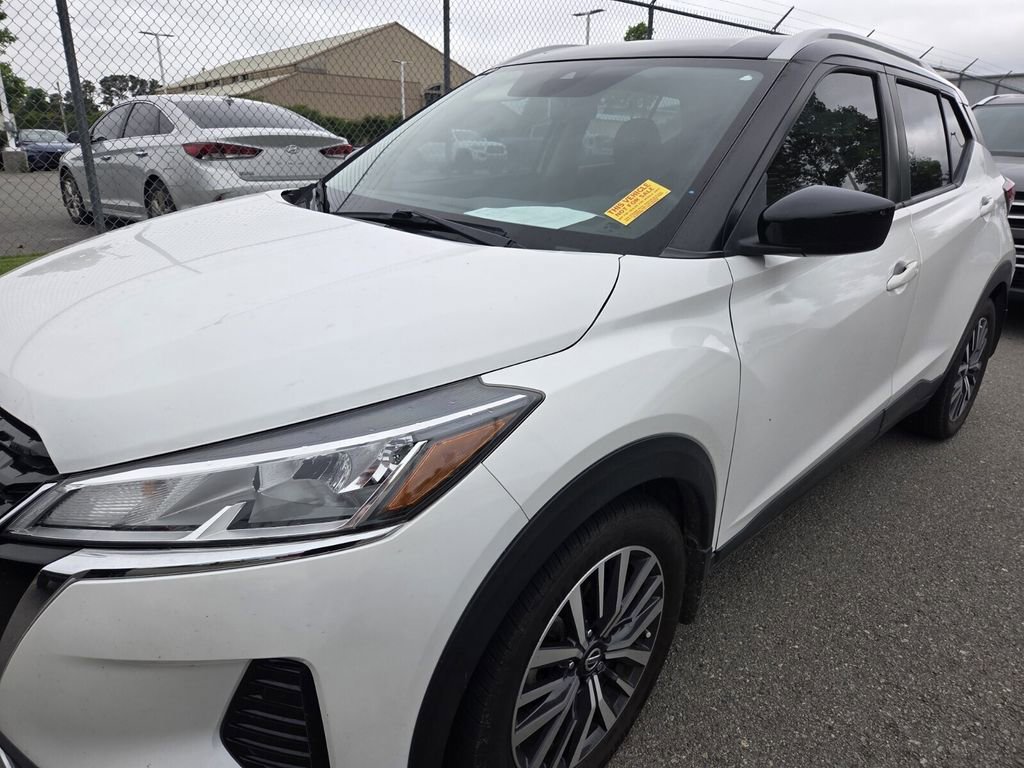 Used 2021 Nissan Kicks SV FWD image 4