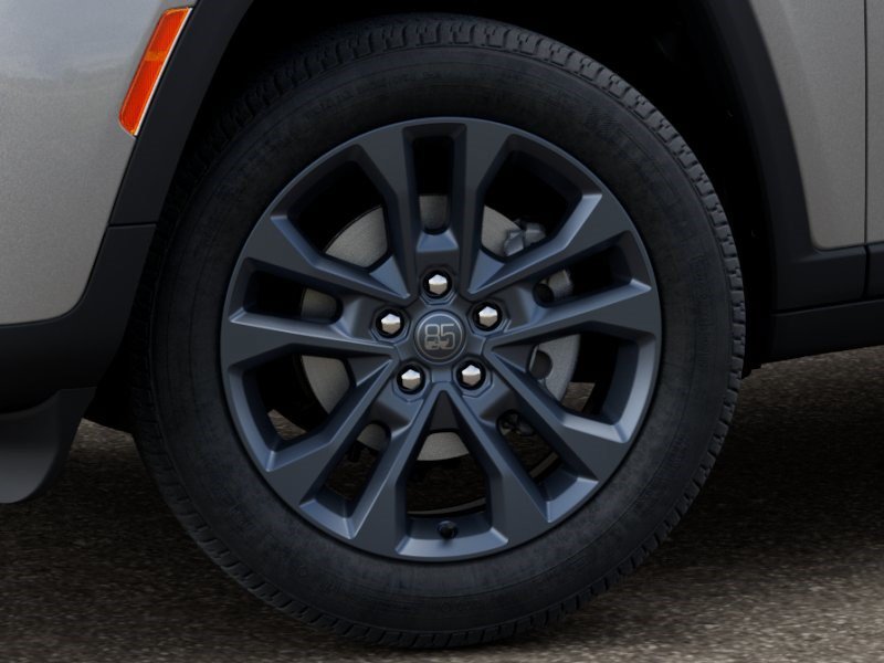 New 2026 Jeep Grand Cherokee Limited AWD/4WD image 4