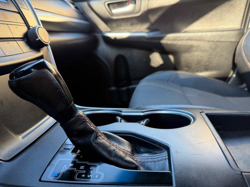 Used 2016 Toyota Camry SE FWD image 93
