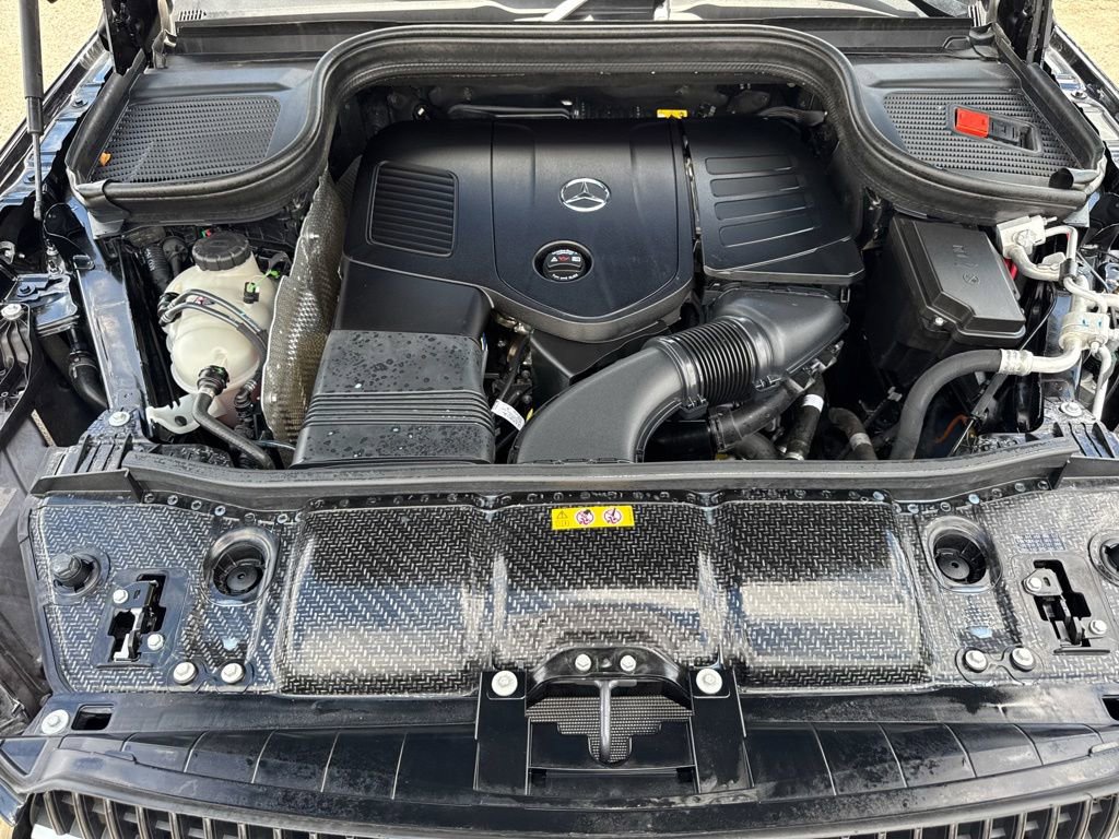 Used 2025 Mercedes-Benz GLE 450e 4MATIC w/ Driver Assistance Package image 55