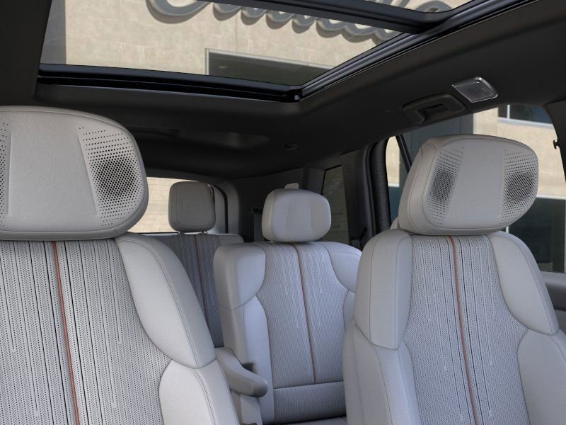 New 2026 Cadillac Vistiq Sport AWD/4WD image 24