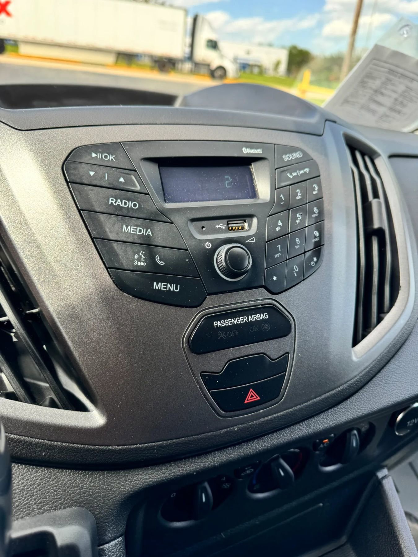 Used 2019 Ford Transit 150 148 Low Roof RWD image 18