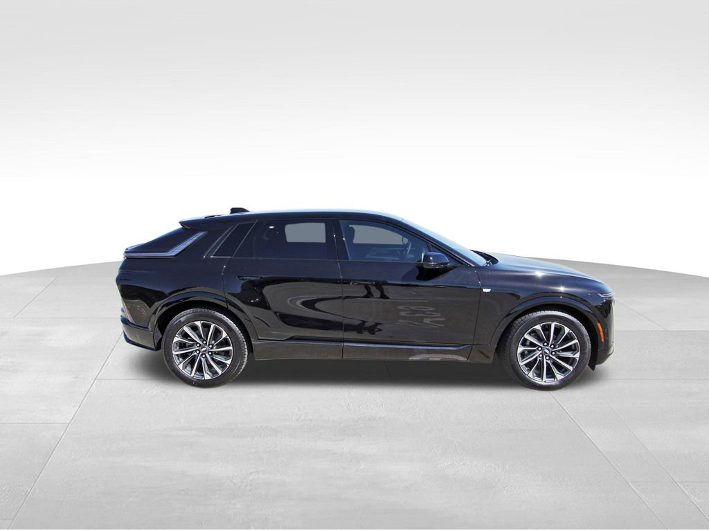 New 2026 Cadillac Lyriq Sport image 5