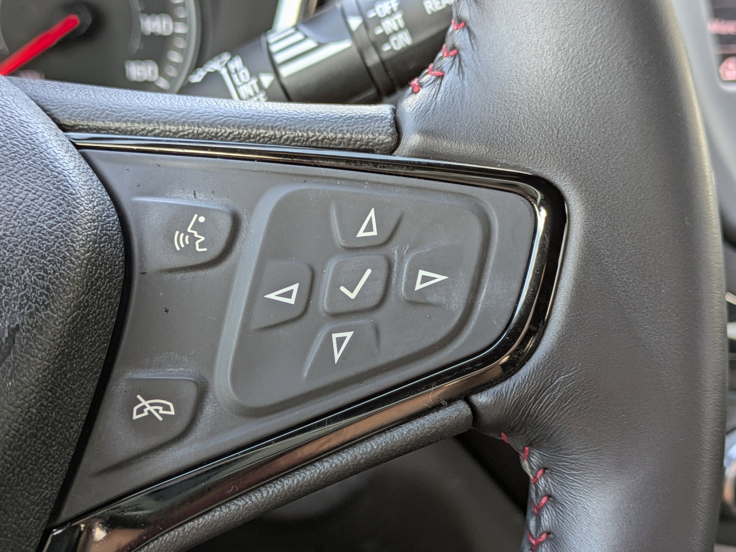 Used 2022 Chevrolet Equinox RS image 29