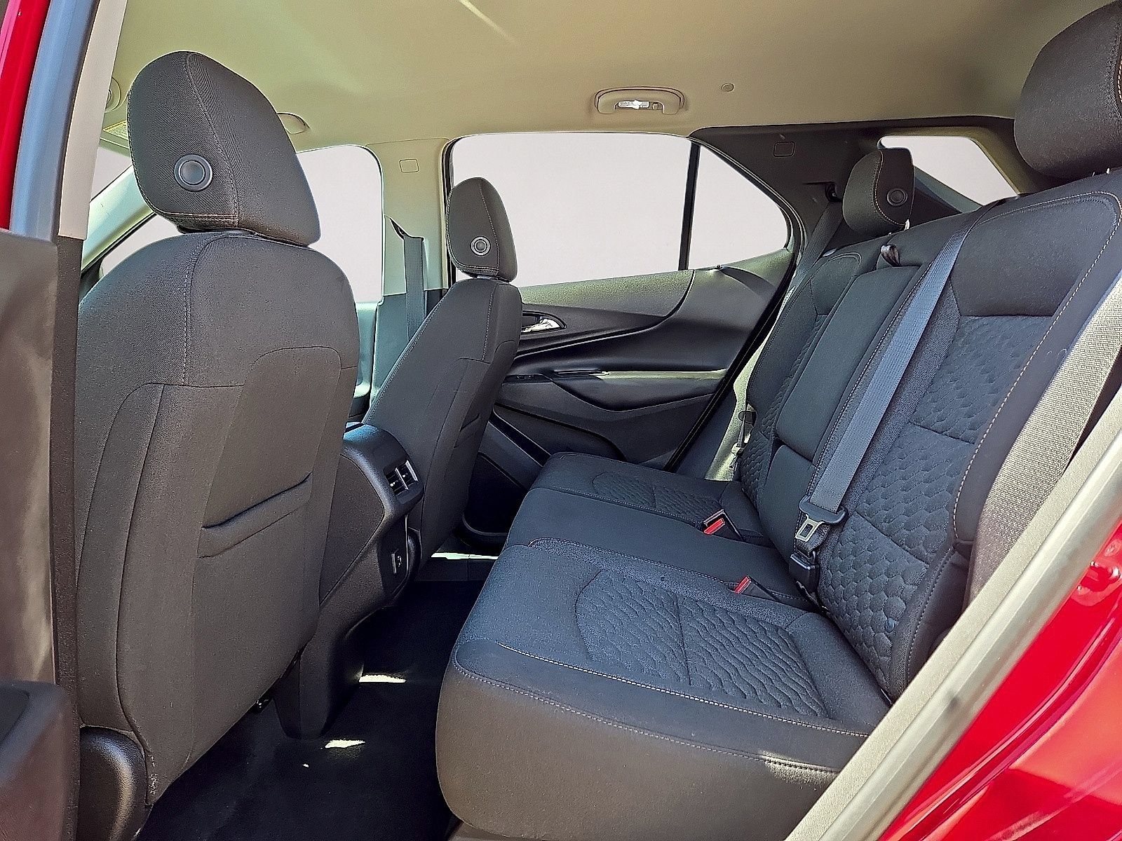 Used 2019 Chevrolet Equinox LT FWD image 15