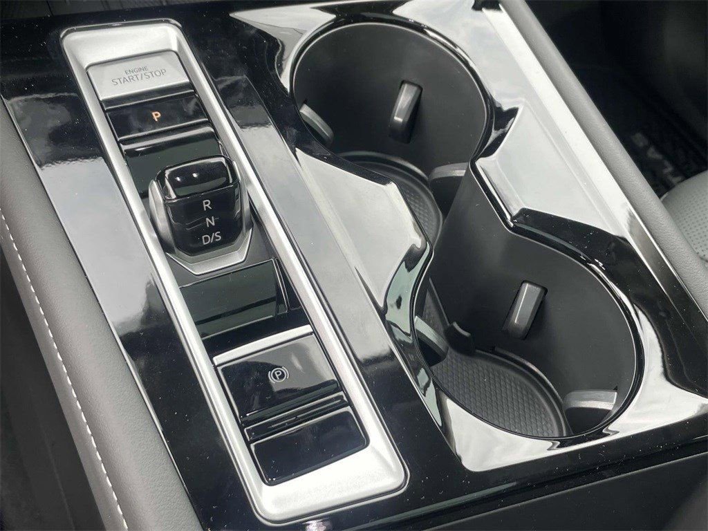 New 2025 Volkswagen Atlas SEL AWD/4WD image 32