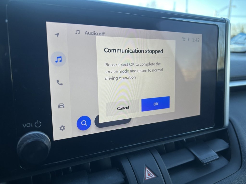 Used 2024 Toyota RAV4 XLE image 17