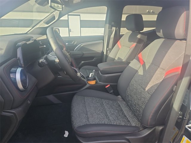 Certified 2025 Chevrolet Colorado Z71 image 9