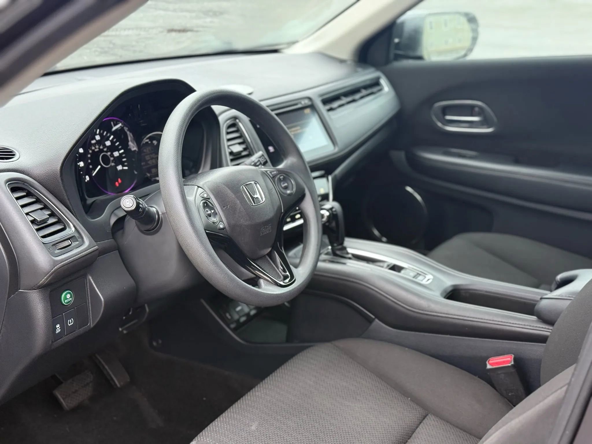 Used 2017 Honda HR-V EX image 31