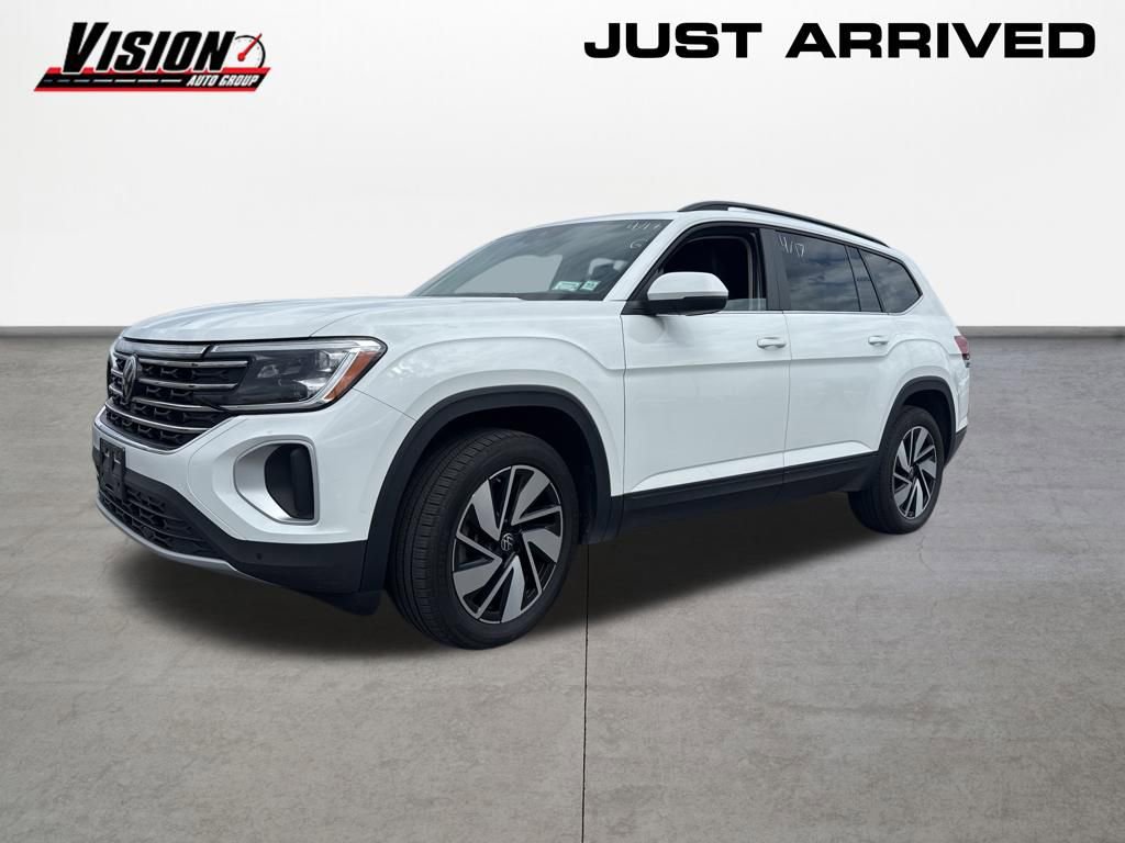 Used 2025 Volkswagen Atlas SE AWD/4WD image 1