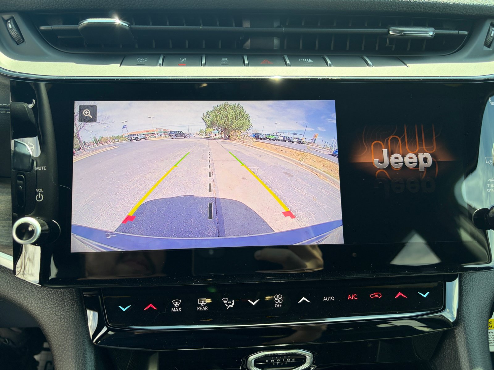New 2026 Jeep Grand Cherokee Altitude AWD/4WD image 28