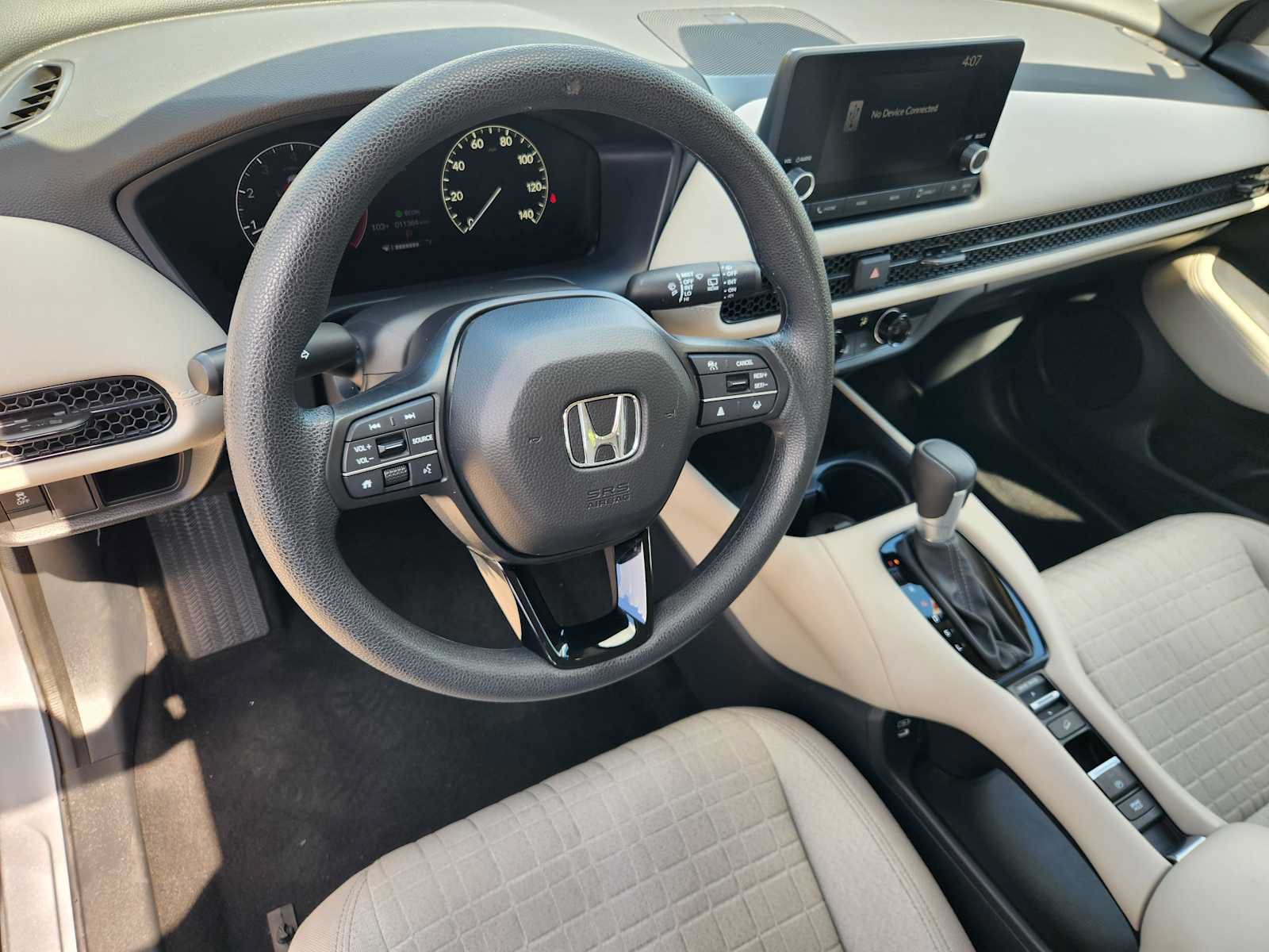 Certified 2024 Honda HR-V LX image 2