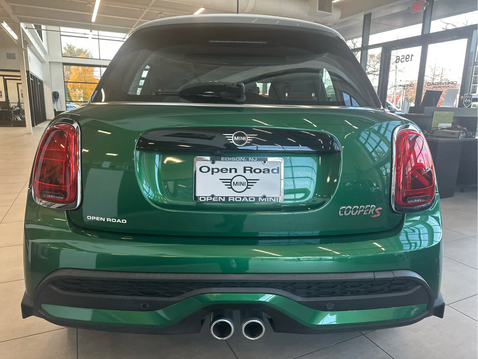 Used 2024 MINI Cooper S image 9