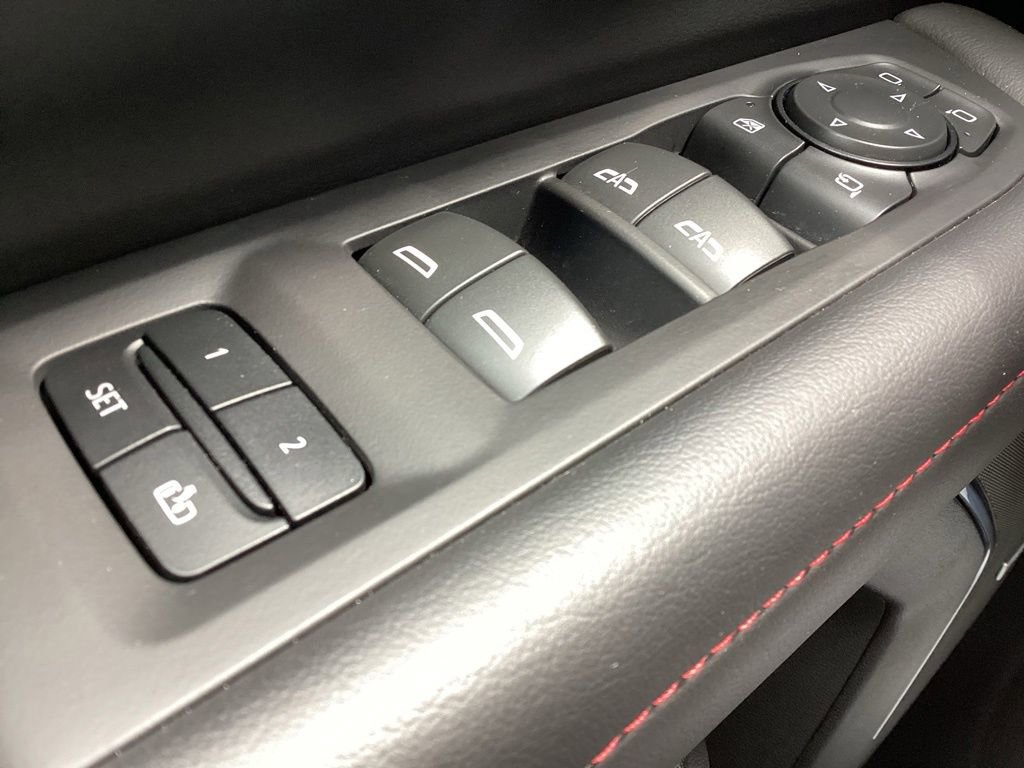 Used 2023 Chevrolet Tahoe RST w/ Luxury Package AWD/4WD image 30