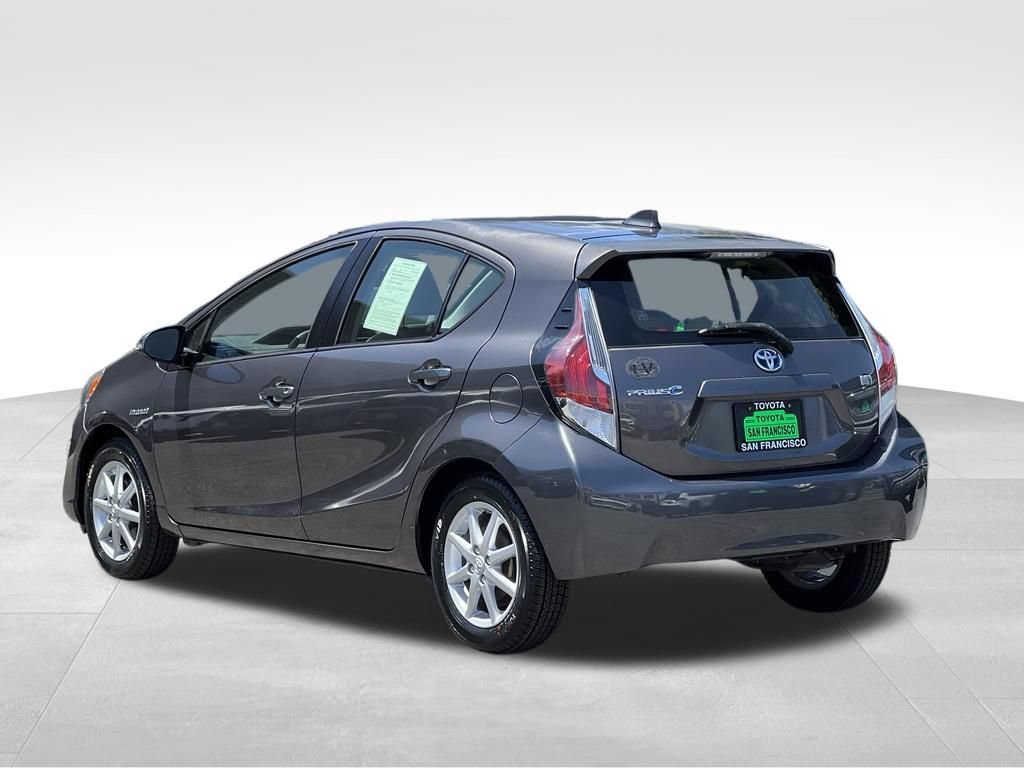 Used 2015 Toyota Prius C Three FWD image 3