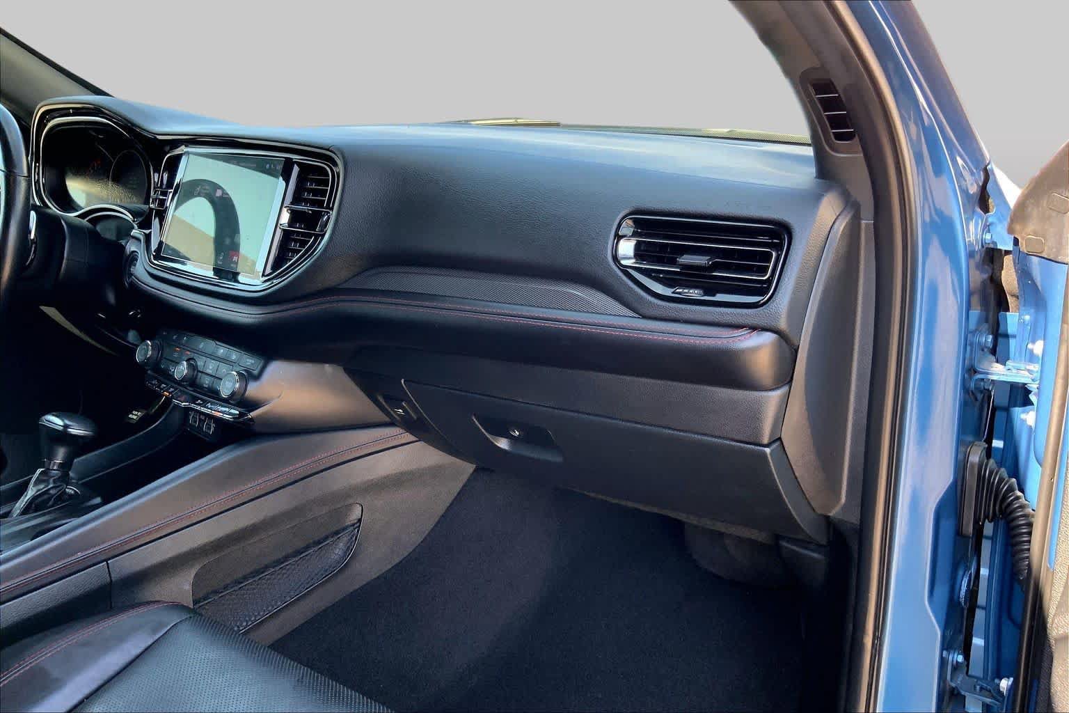 Used 2025 Dodge Durango GT AWD/4WD image 19