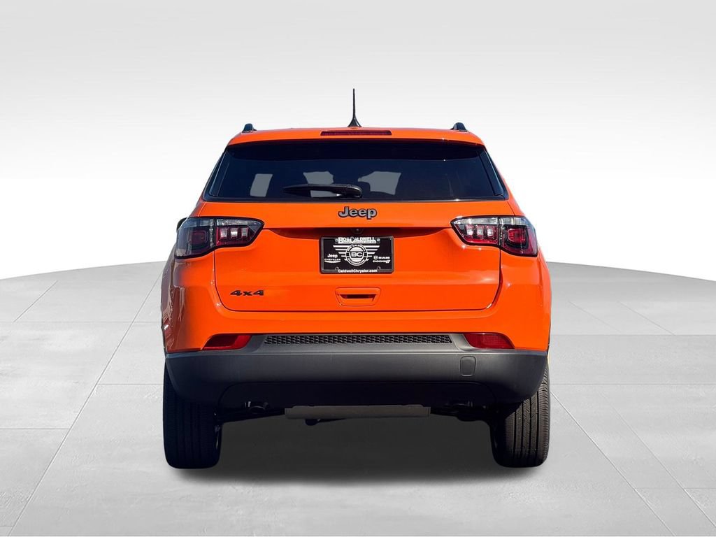 New 2026 Jeep Compass Latitude AWD/4WD image 6