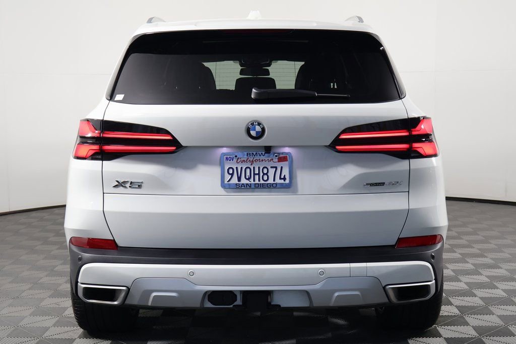 Used 2026 BMW X5 sDrive40i w/ Premium Package image 5