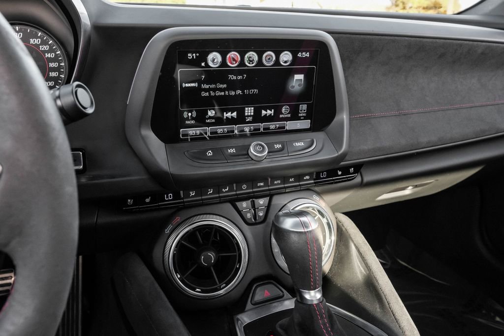 Used 2018 Chevrolet Camaro ZL1 image 26