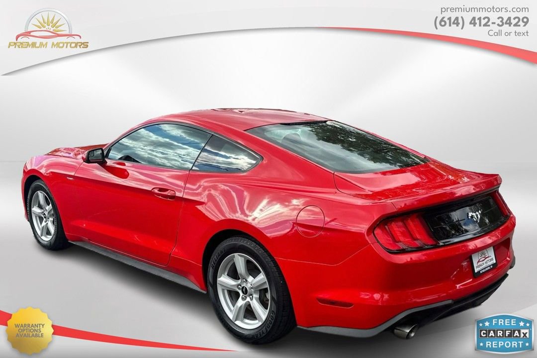 Used 2018 Ford Mustang Coupe image 3