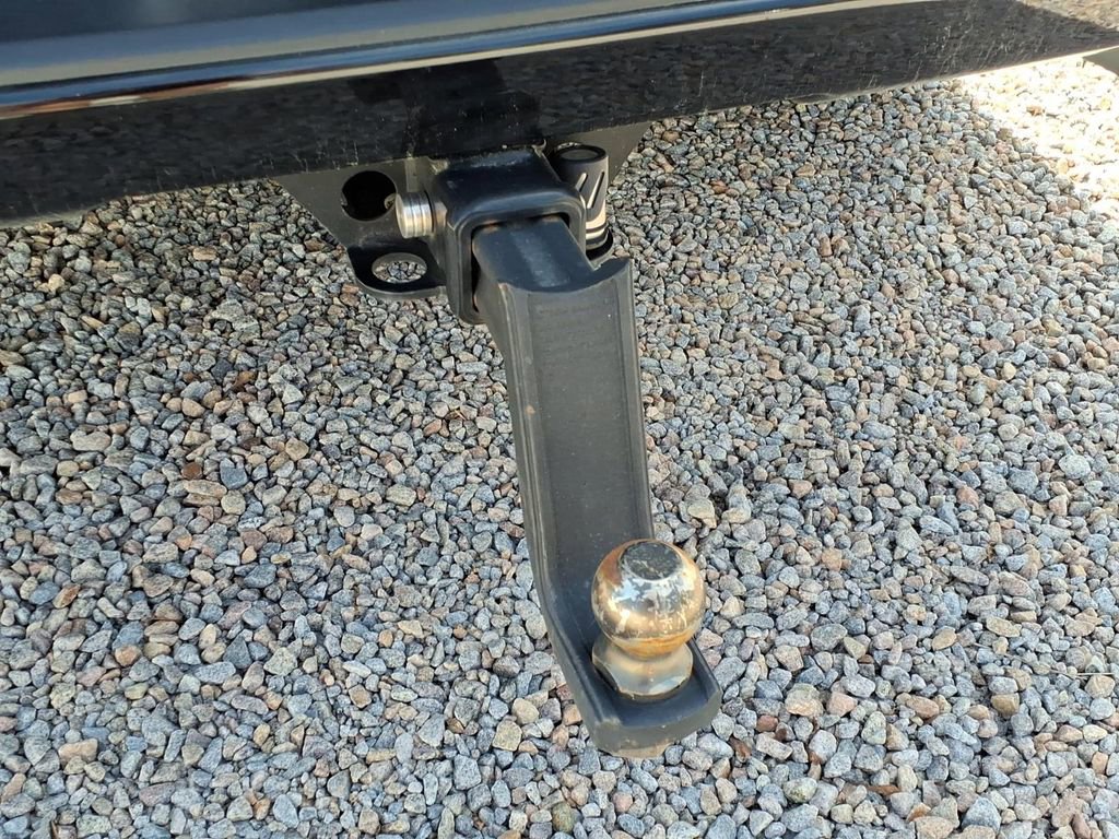 Used 2020 Chevrolet Silverado 2500 LTZ w/ LTZ Plus Package image 8