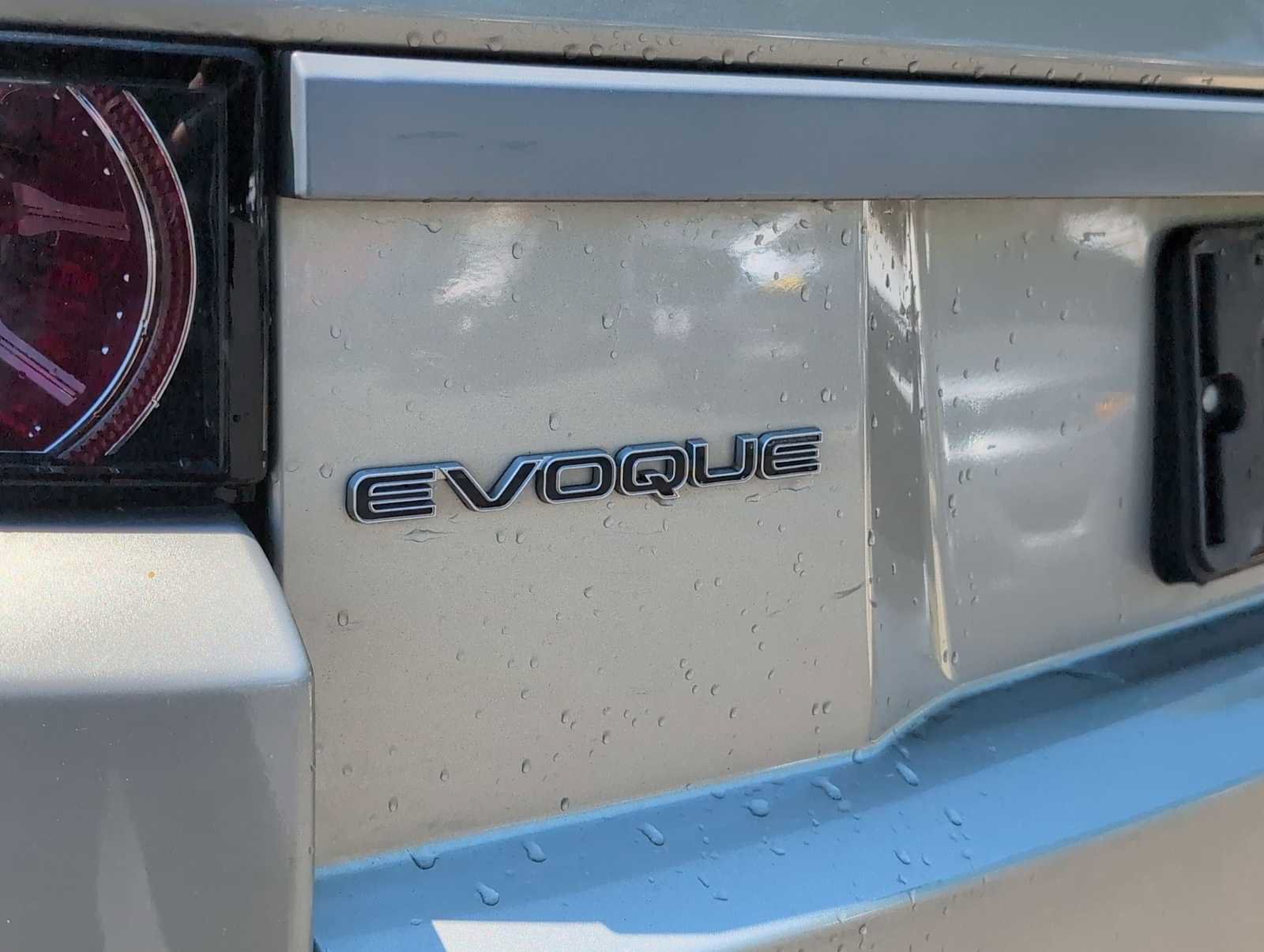 Used 2013 Land Rover Range Rover Evoque Pure Premium AWD/4WD image 13