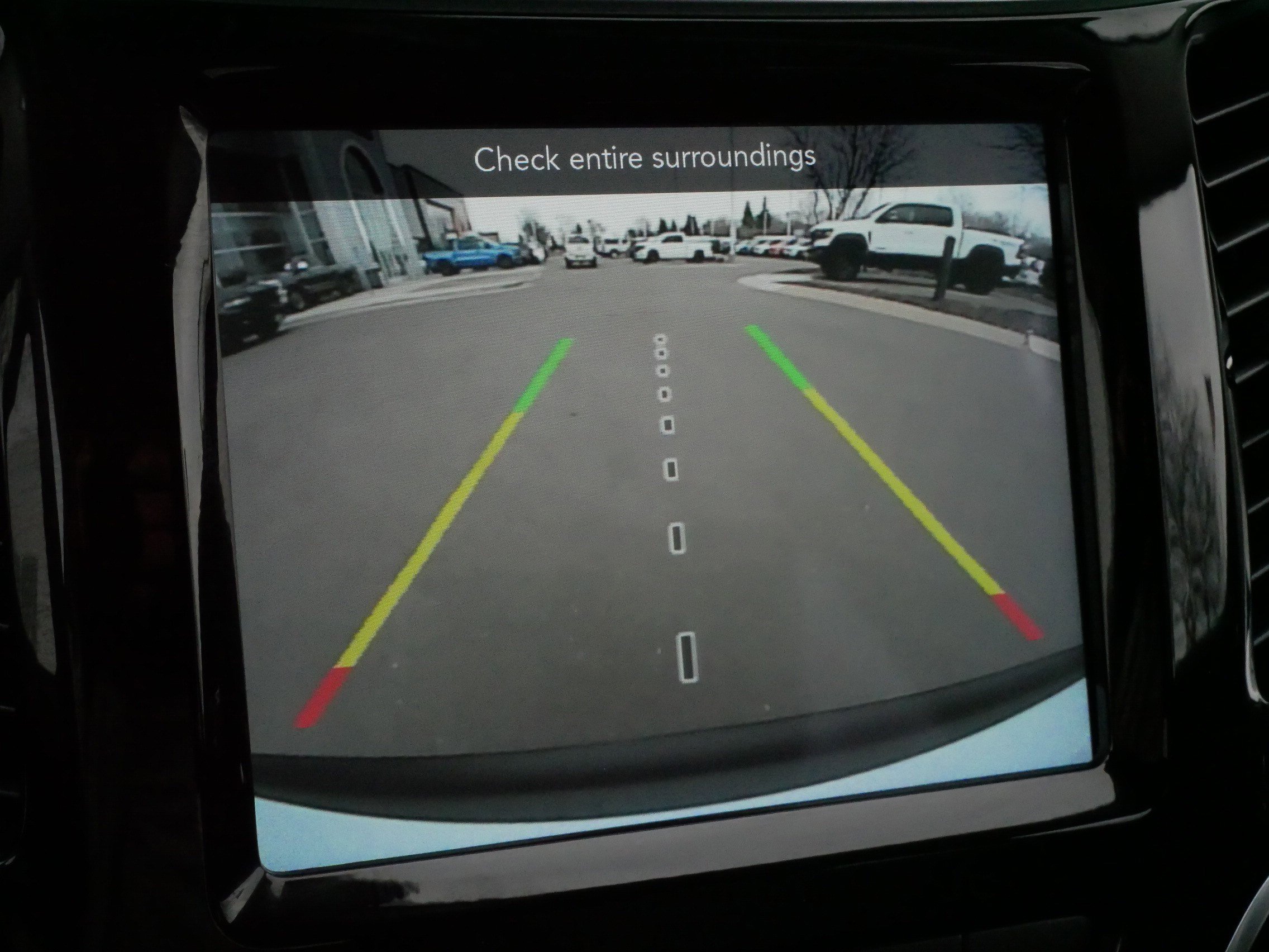 Used 2022 Jeep Cherokee Limited image 28