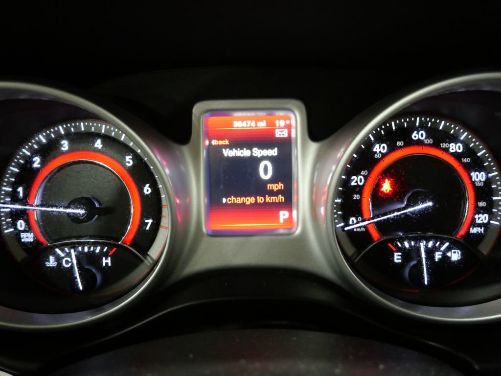 Used 2020 Dodge Journey SE w/ SE Popular Equipment Group image 14