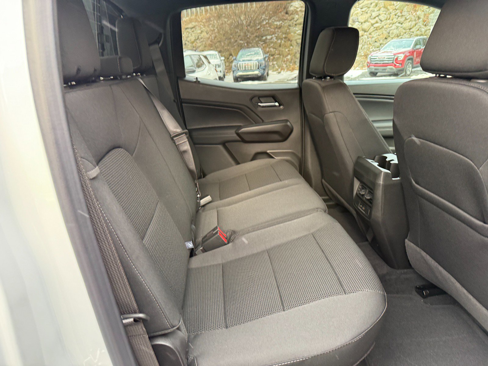 New 2026 GMC Canyon Elevation w/ LPO, Sports Bar Package image 18