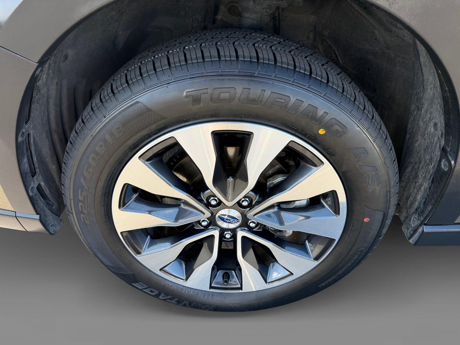 Used 2024 Subaru Outback Limited AWD/4WD image 9