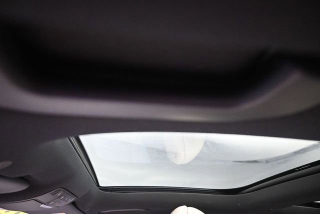 Used 2017 Mercedes-Benz E 300 image 19